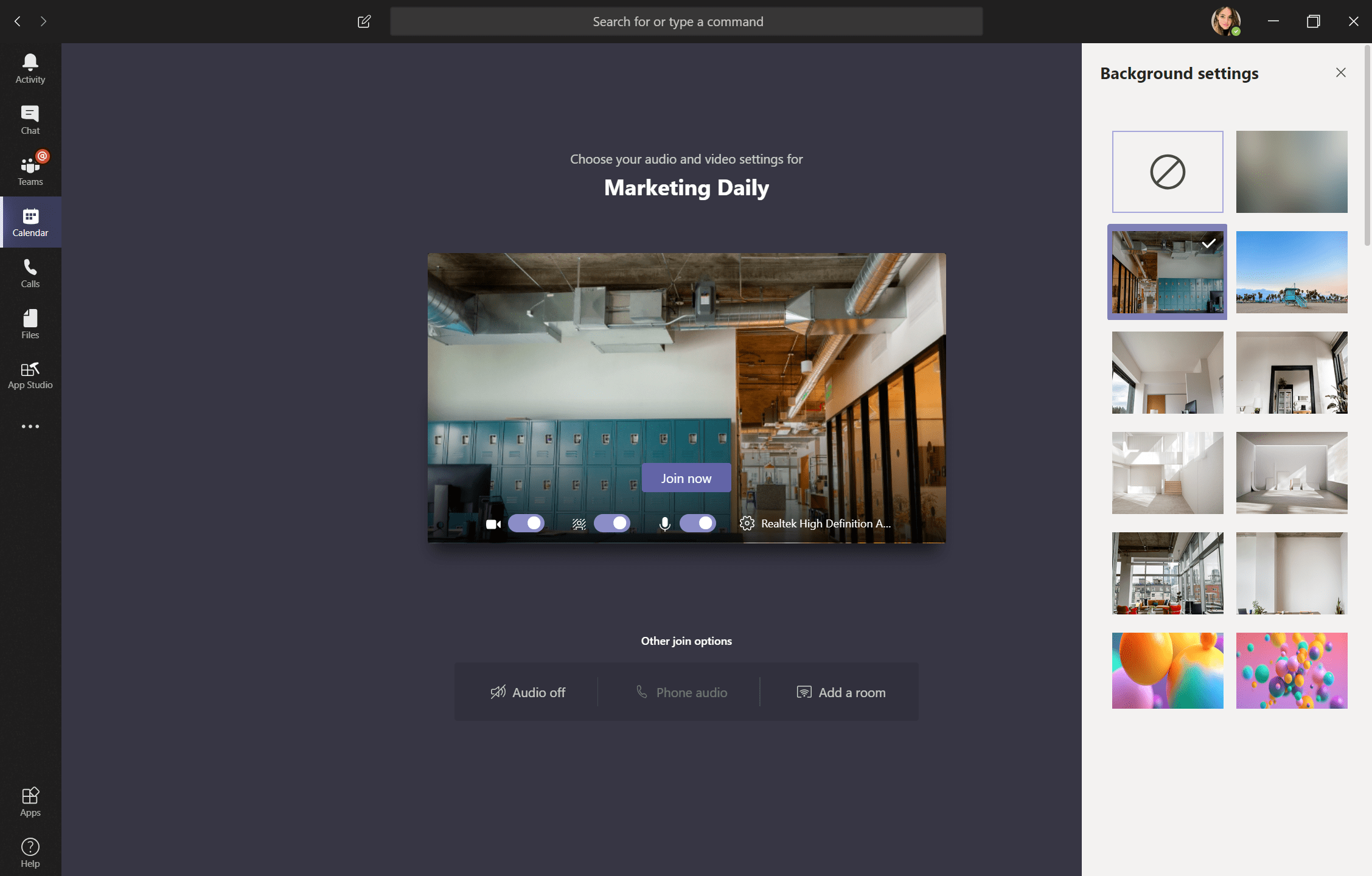 How to put a background on Microsoft Teams